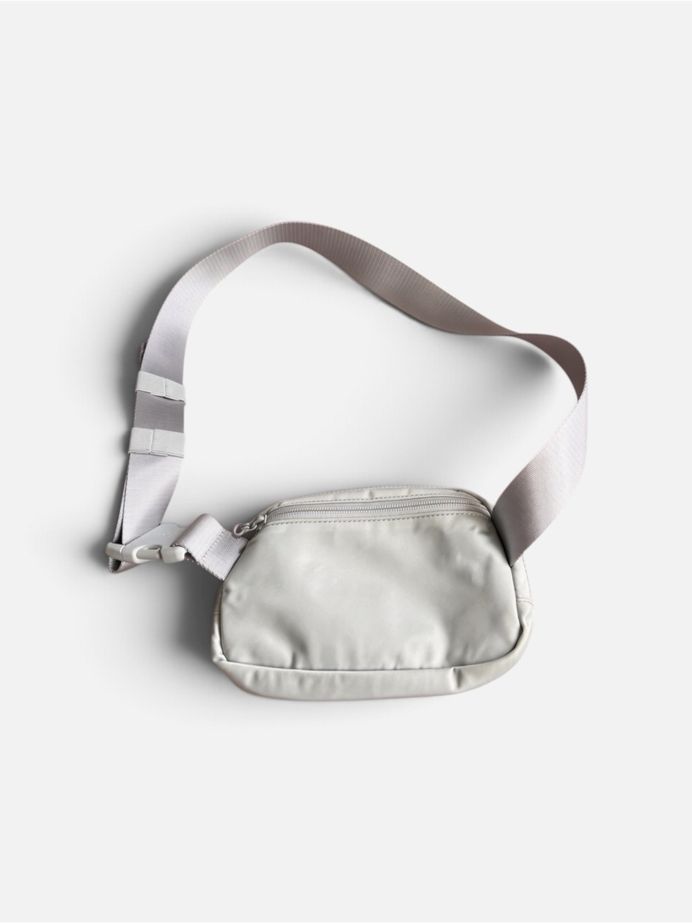 Lululemon Everywhere Belt Bag Light Gray EUC